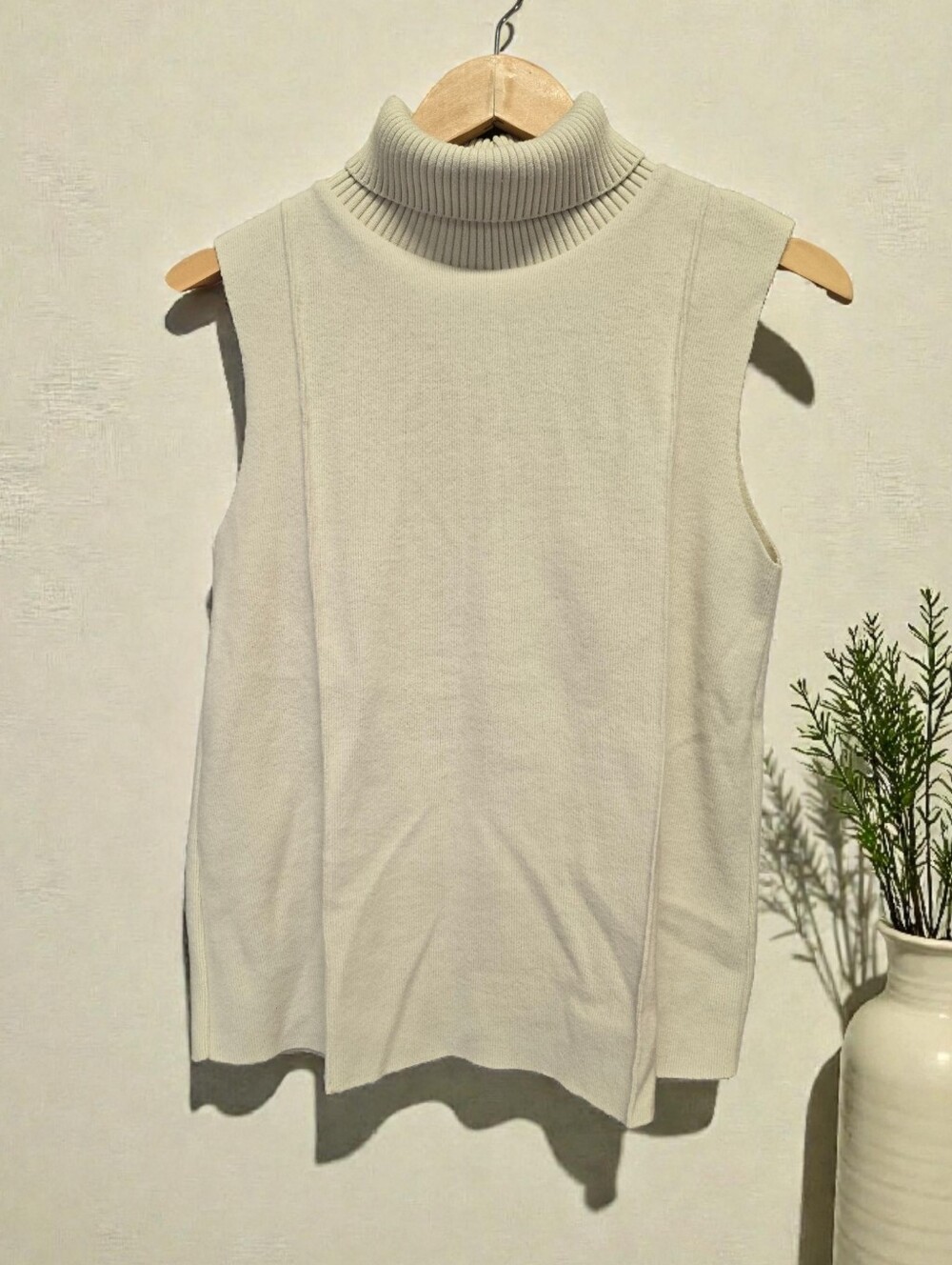 Zara Sleeveless Turtleneck Sweater Vest | NWT | Size S - Picture 1 of 4